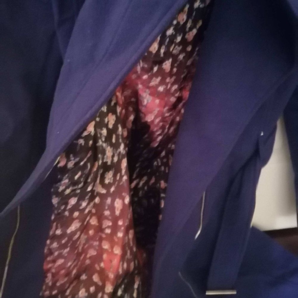 Coat - Picture 2 of 3